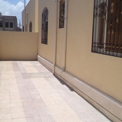 نموذج F